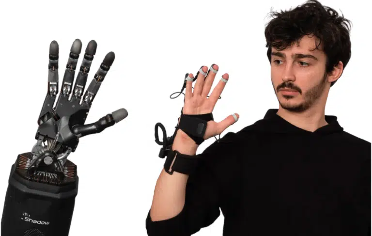 Dexterous Hand Series - Untitled 1024 × 649px 1
